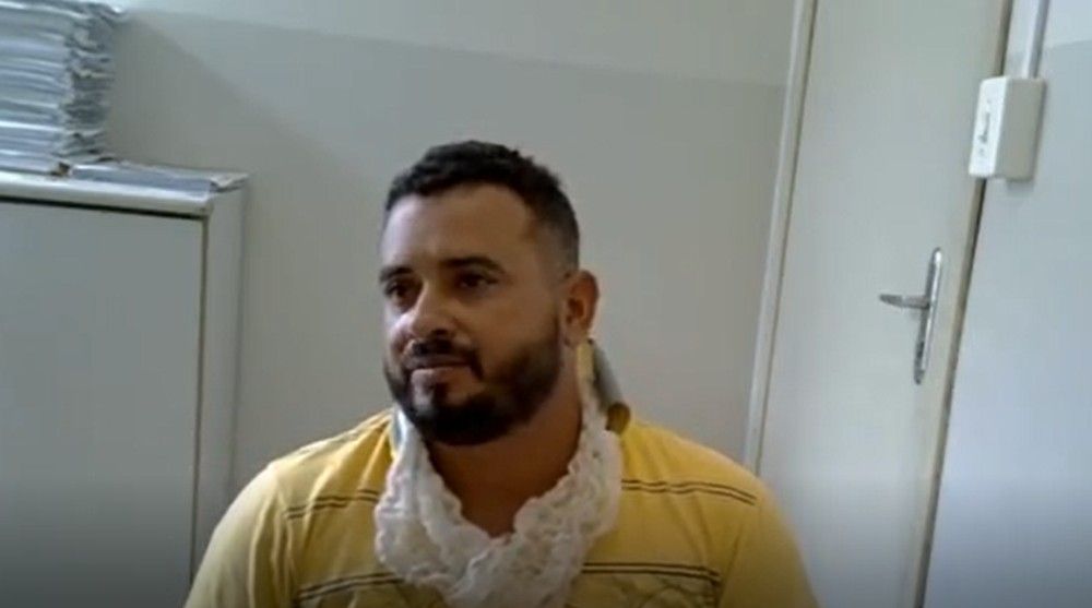 Anderson Oliveira dos Santos durante depoimento na Delegacia de Natividade — Foto: Divulgação
