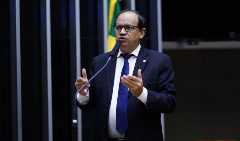 Deputado Eli Borges se pronuncia sobre visita de Maduro ao Brasil 