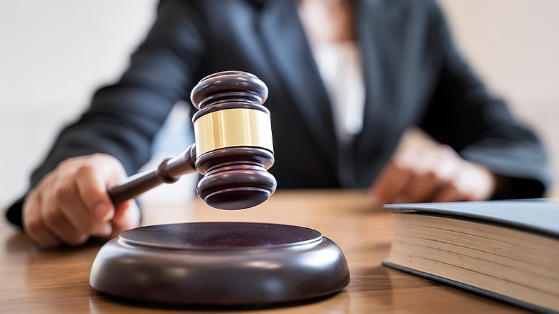 Juíza decide pela remoção de vídeo de pregação no YouTube com base em suposições