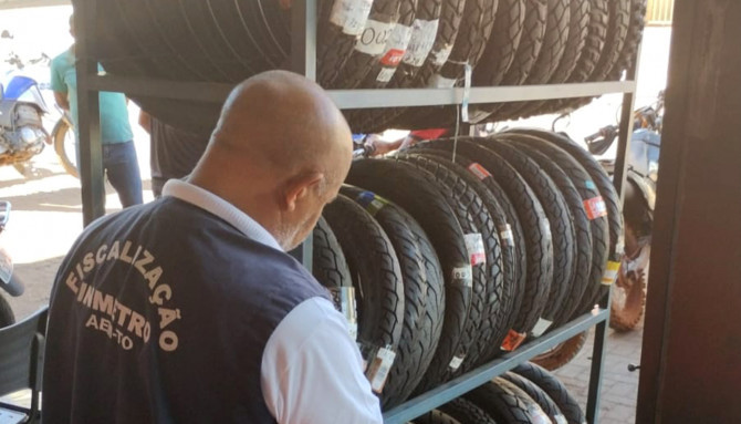 Agência de Metrologia dá orientações importantes sobre verificar condições dos pneus antes de pegar estrada