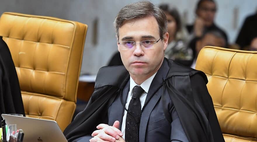 Ministro André Mendonça vota por soltura de Sérgio Cabral