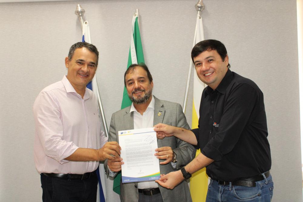 Governo do Tocantins, CDL e Acomac debatem ações que visam o fortalecimento e valorização do comércio local