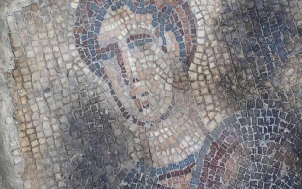 Arqueólogos descobrem mosaicos de Sansão em escavações na Galileia