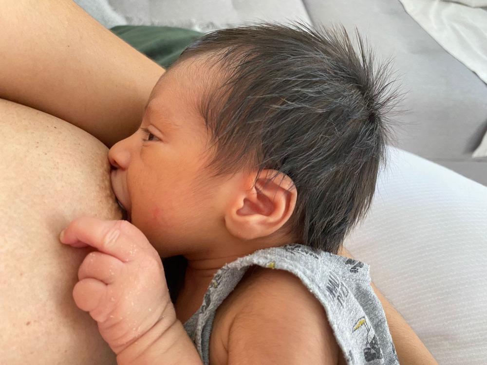 Lei estabelece pausa para amamentação durante jornada de trabalho