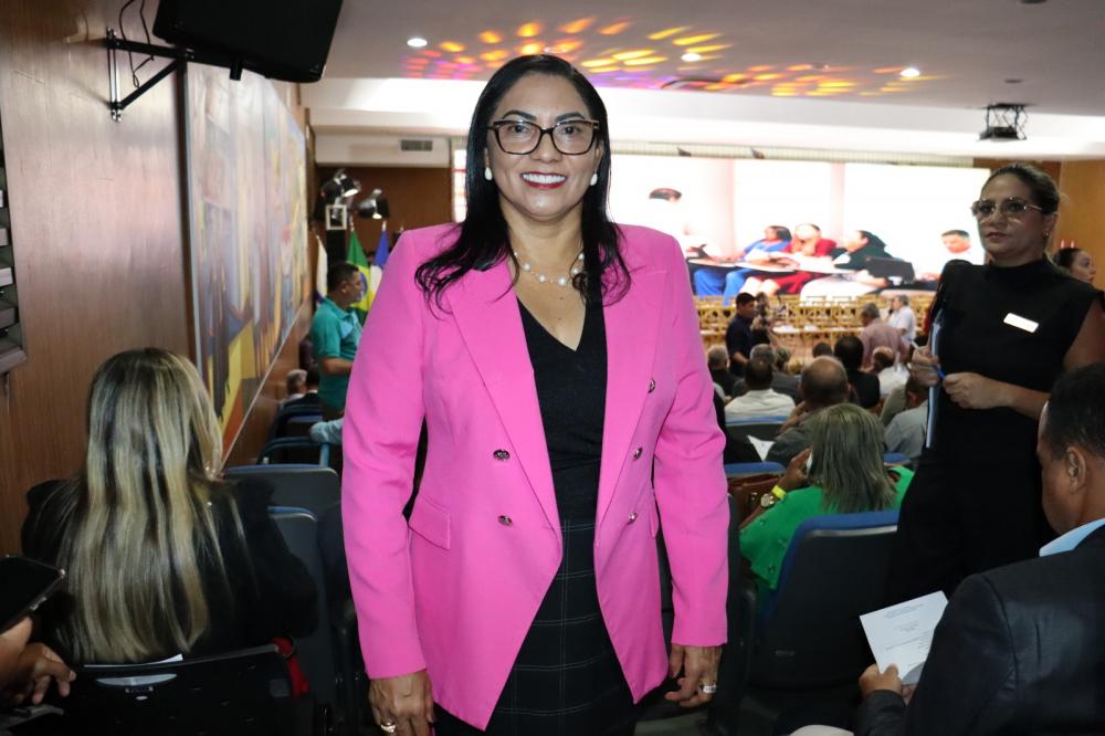 Secretaria de Estado da Mulher prestigia Dia D da primeira infância