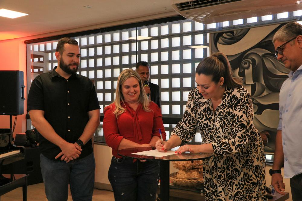 Prefeitura de Palmas inicia reforma do Theatro Fernanda Montenegro