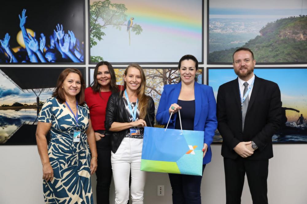 Prefeita Cinthia Ribeiro recebe visita institucional de representantes da Caixa Econômica Federal