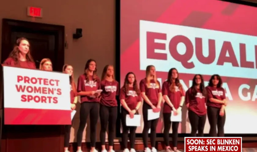 Equipe feminina de natação dos EUA, se une contra a inclusão de homem biológico ao time