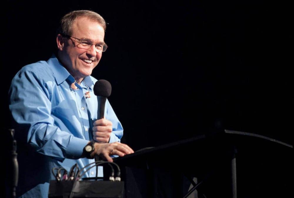 Líder global Mike Bickle é afastado de Florianópolis House of Prayer após denúncias de abuso sexual