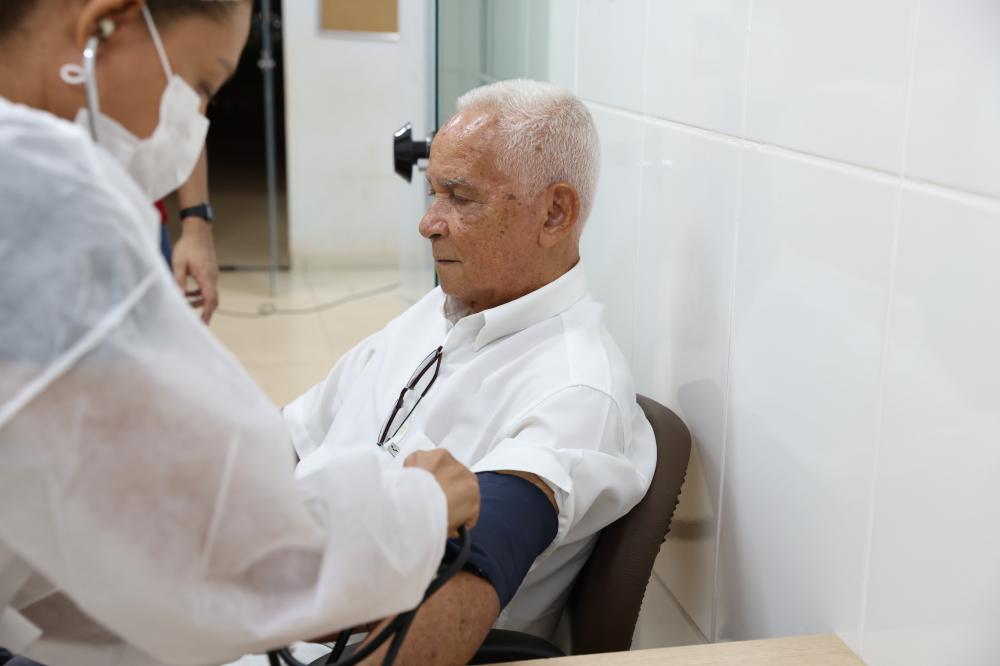 Saúde de Palmas reforça importância do exame de toque e PSA