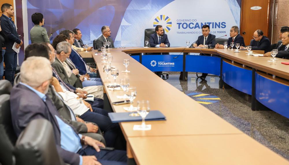 Governo do Tocantins recebe comitiva chinesa e assina carta de intenções para investimentos no Estado 