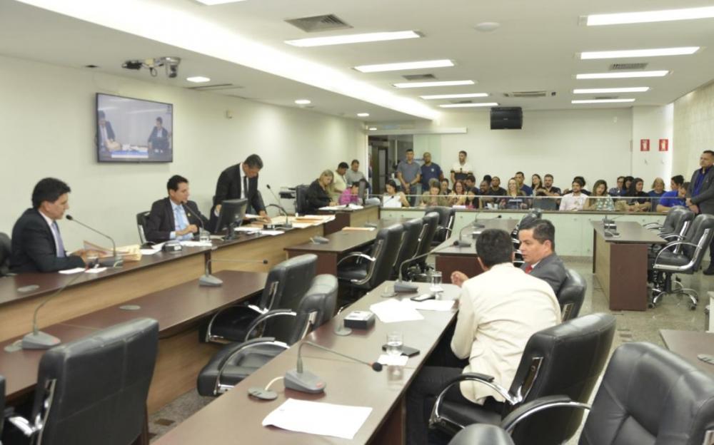 Deputados apreciam PEC da reforma da previdência dos servidores do Tocantins