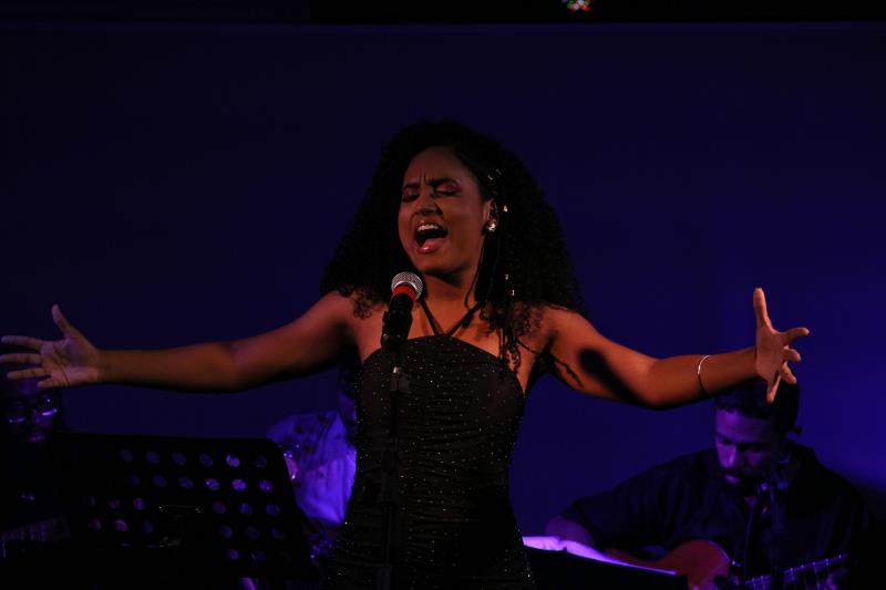 Alunos de música e contação de histórias se apresentam na Mostra Artística