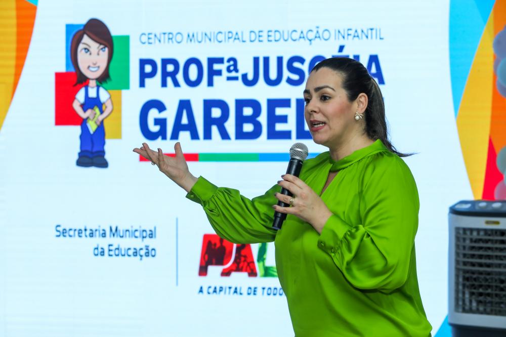 Prefeita Cinthia: pagamento do auxílio-alimentação dobrado na conta nesta sexta