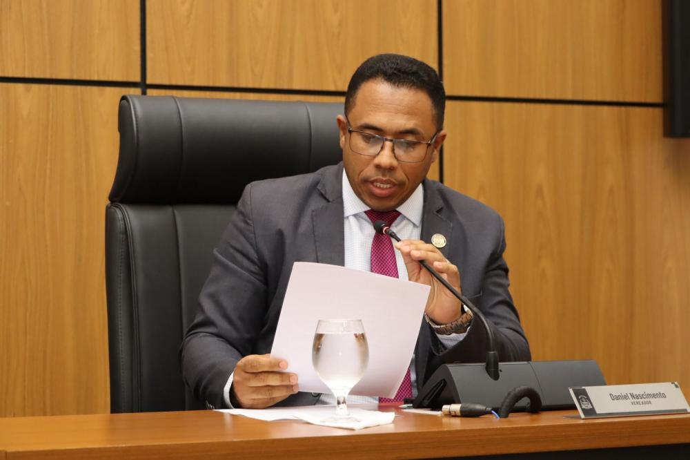 Vereador Daniel Nascimento propõe campanha de saúde bucal para idosos em Palmai