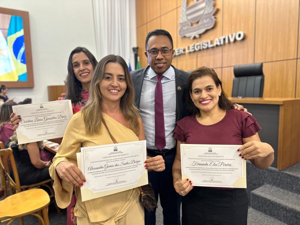 Vereador Daniel Nascimento prestigia Sessão Solene em homenagem aos fonoaudiólogos na Câmara Municipal