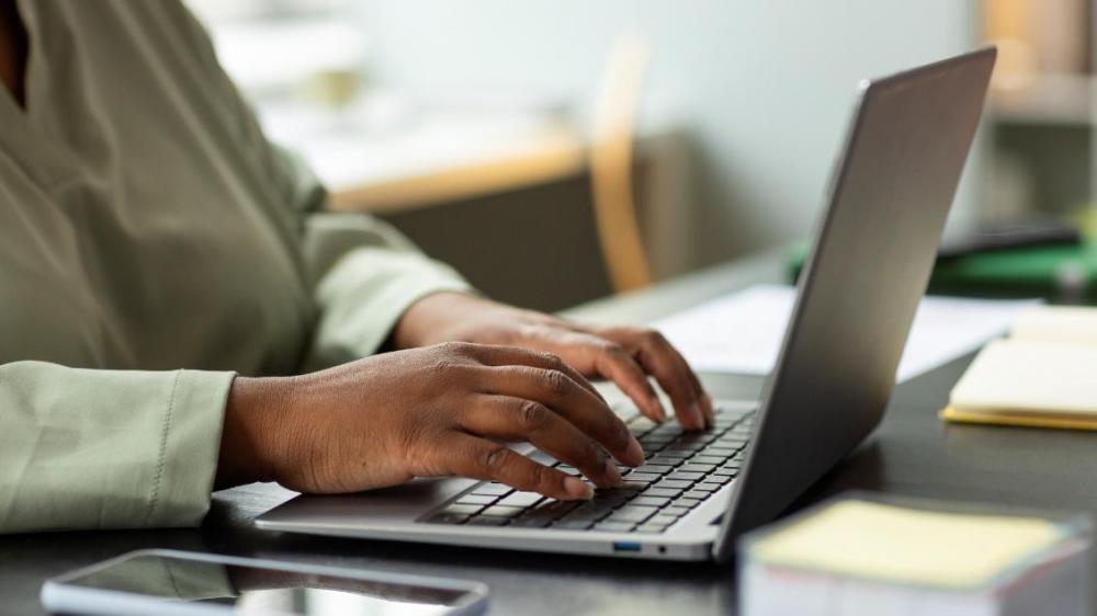 Aleto altera jornada de trabalho de servidores durante recesso parlamentar