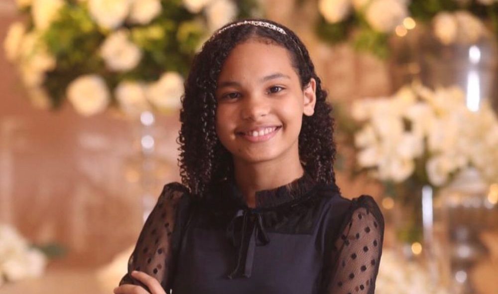 A cantora Maria Marçal lança nova versão de 