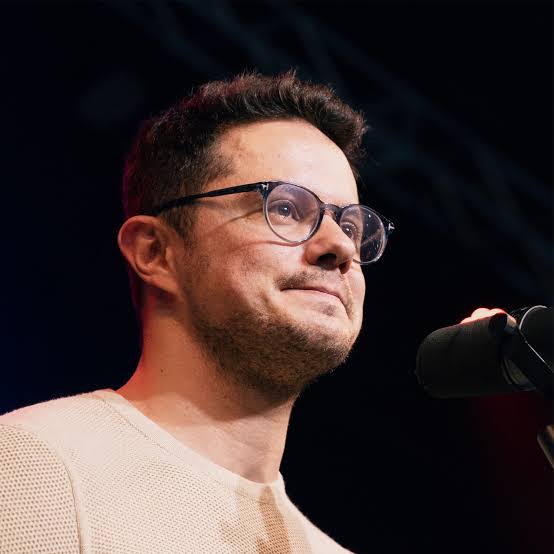 Pregador Deive Leonardo admite que foi imaturo e fala em mudança