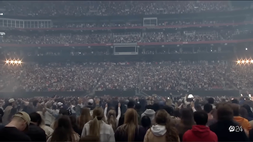 Mais de 100.000 jovens se reuniram para adorar a Deus no início de 2024
