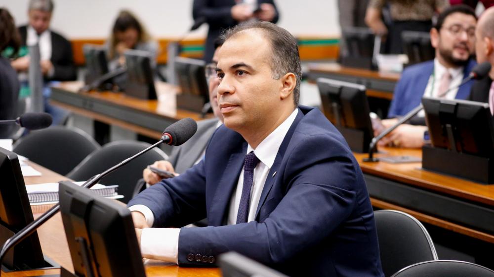 Para Filipe Martins, governo Lula age com sentimento de vingança contra cristãos