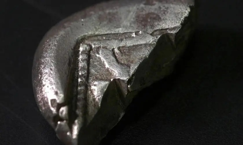 Antiga e raríssima moeda de prata do Primeiro Templo é encontrada em Israel