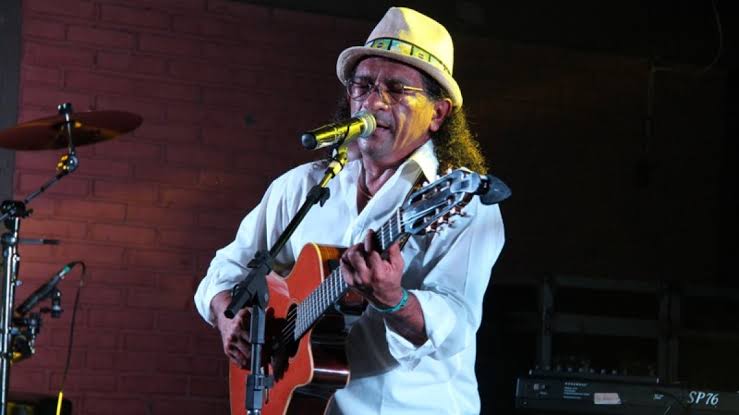 Cantor e compositor Genésio Tocantins reage bem após AVC