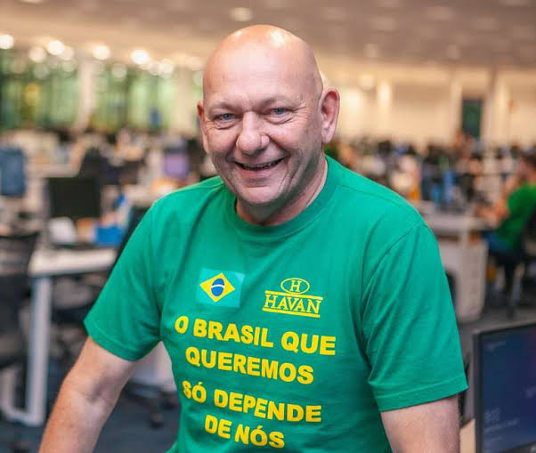 Luciano Hang é condenado a pagar R$ 85 milhões por suposta coação eleitoral aos funcionários