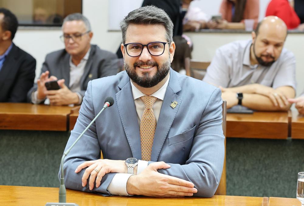 Deputado Eduardo Mantoan pede recapeamento de trecho crítico da TO-280, em São Valério
