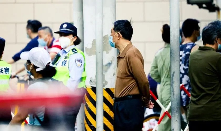 Cristão é preso por imprimir materiais infantis da escola dominical na China