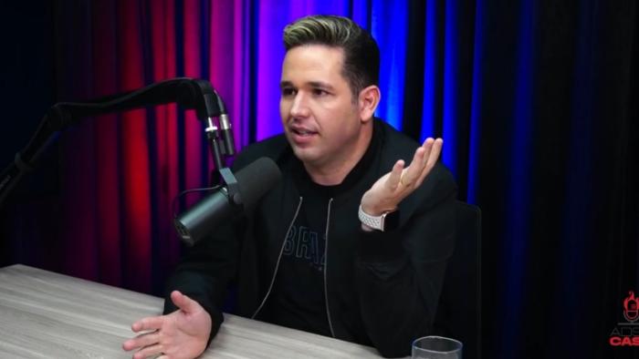 Pastor Lucas diz que acredita em horóscopo, mostra “prova” na Bíblia e evangélicos não perdoam
