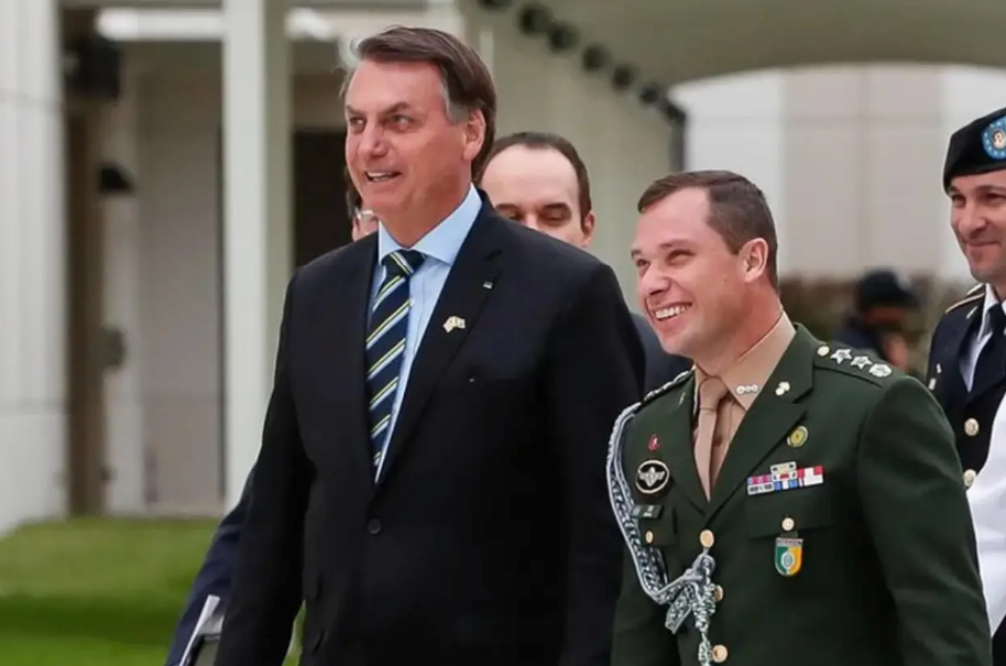 Mauro Cid declara que foi coagido a mentir e detona Alexandre de Moraes