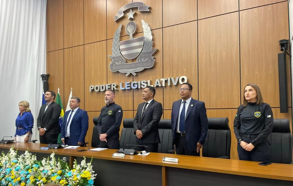 Vereador Daniel Nascimento destaca a importância dos Fiscais de Obras e Posturas em Sessão Solene