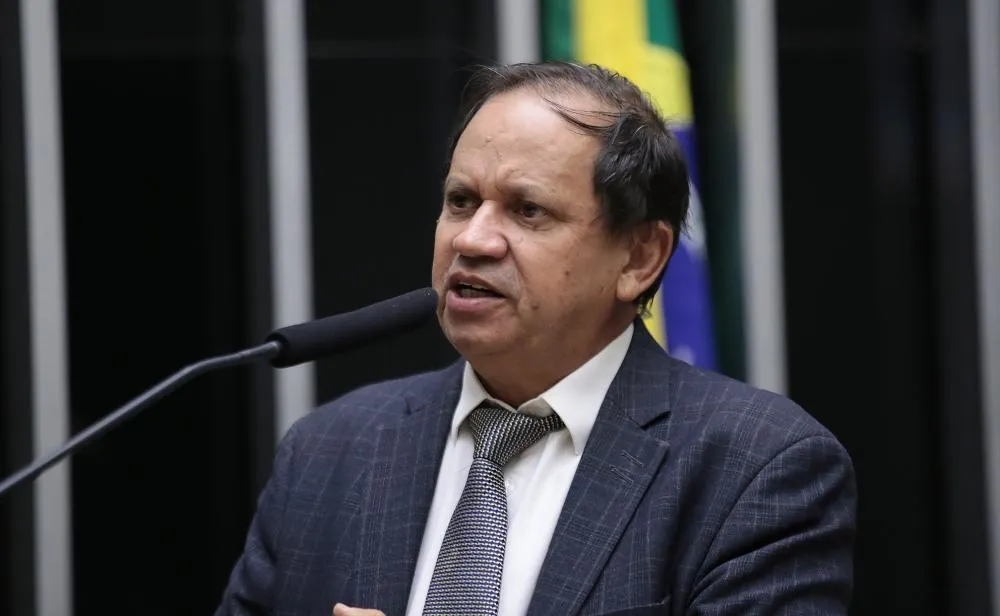 Deputado Federal Eli Borges se solidariza com o povo do Rio Grande Sul e assume compromisso de destinar R$ 1 milhão de suas emendas para o estado