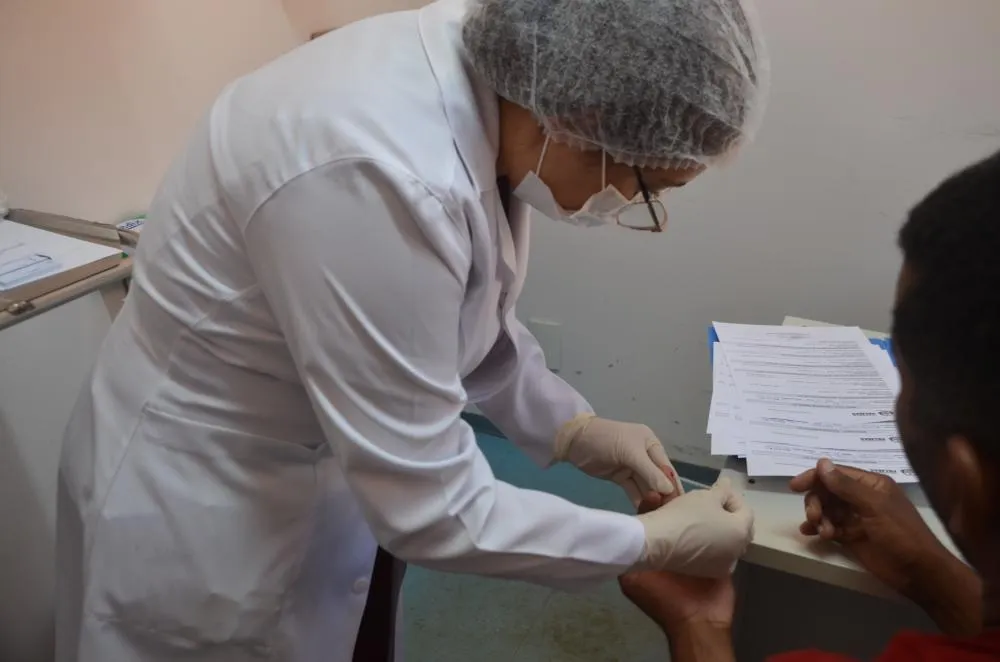 No Julho Amarelo HGP realiza teste rápido para hepatite B e C 