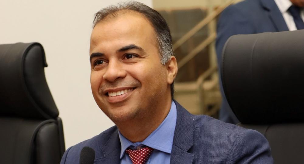 Deputado federal eleito Filipe Martins parabeniza Governador por criar Secretaria da Pesca e outras