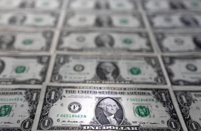 Dólar bate novo recorde e fecha em R$ 6,07 nesta sexta-feira