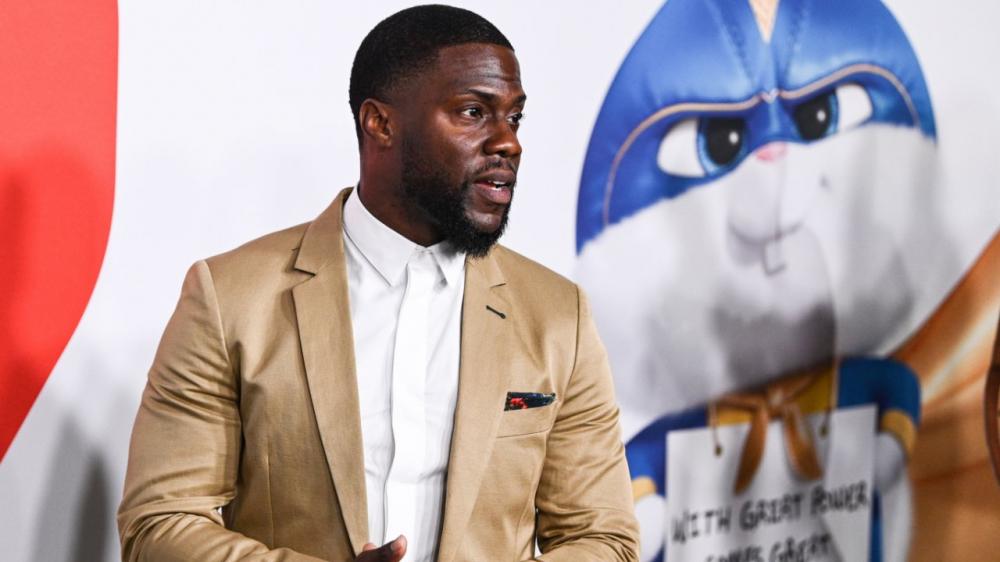 Kevin Hart diz que Deus o salvou em acidente e que a fama é a “maior droga”