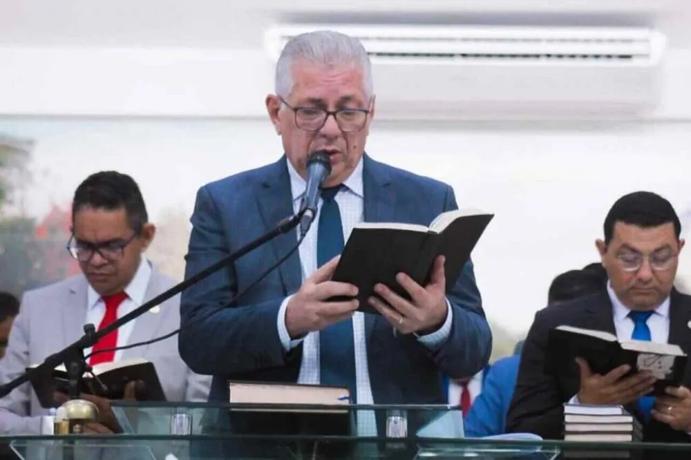 Pastor da AD Paraíba é acusado de constranger fiéis com cobrança de dízimo