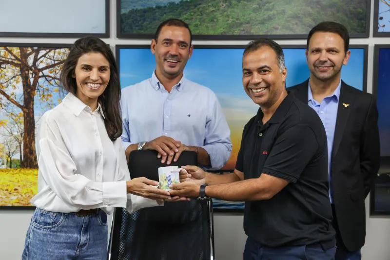 Deputado Filipe Martins reforça compromisso com a causa animal palmense, em visita à SEBEM