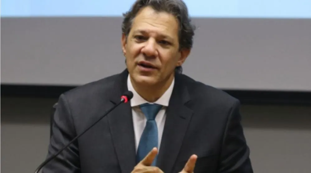 Governo busca solução para garantir continuidade do programa Pé-de-Meia, afirma Haddad
