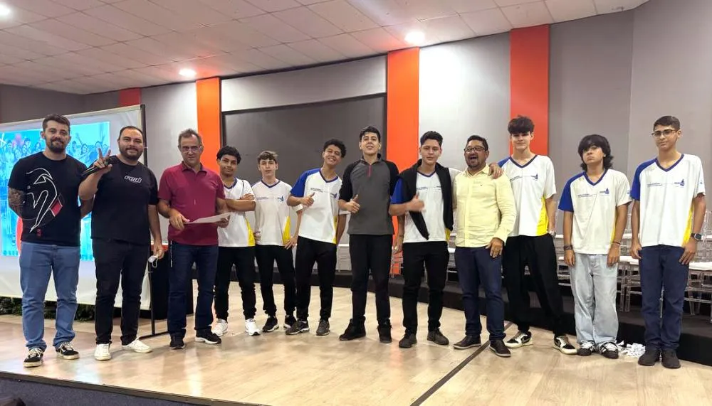 Escola Estadual Professora Elizângela Cardoso é destaque na Olimpíada do Tesouro Direto de Educação Financeira