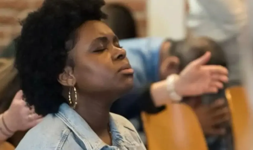 Jovem conta como superou vício em pornografia: “Tive que lidar com meus pensamentos”