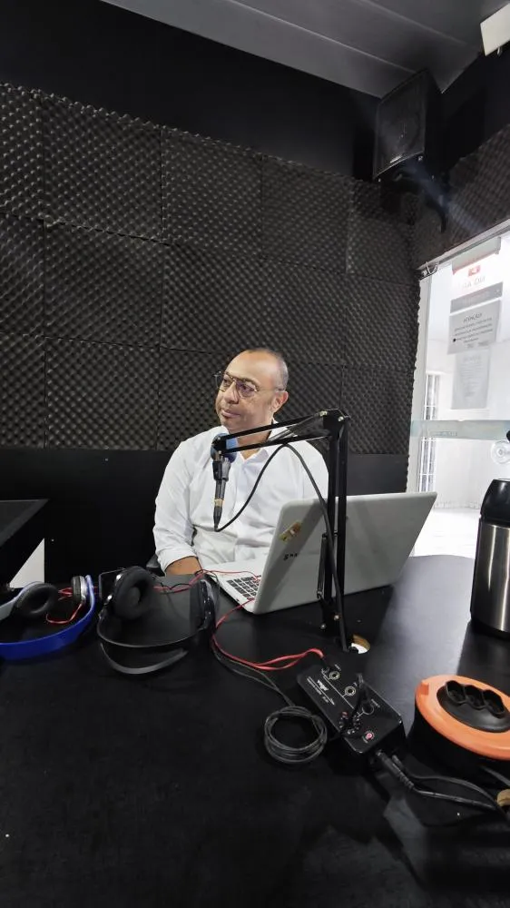 George França defende reconhecimento profissional dos técnicos e propõe estudo responsável para jornada de seis horas