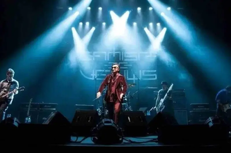 “Deus, larga de ser escroto”: Fala de cantor baiano revolta evangélicos e católicos