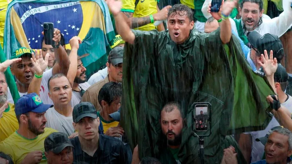 Fidelidade: Filipe Martins é a única voz da bancada federal do Tocantins presente na caminhada “Acorda Brasil”