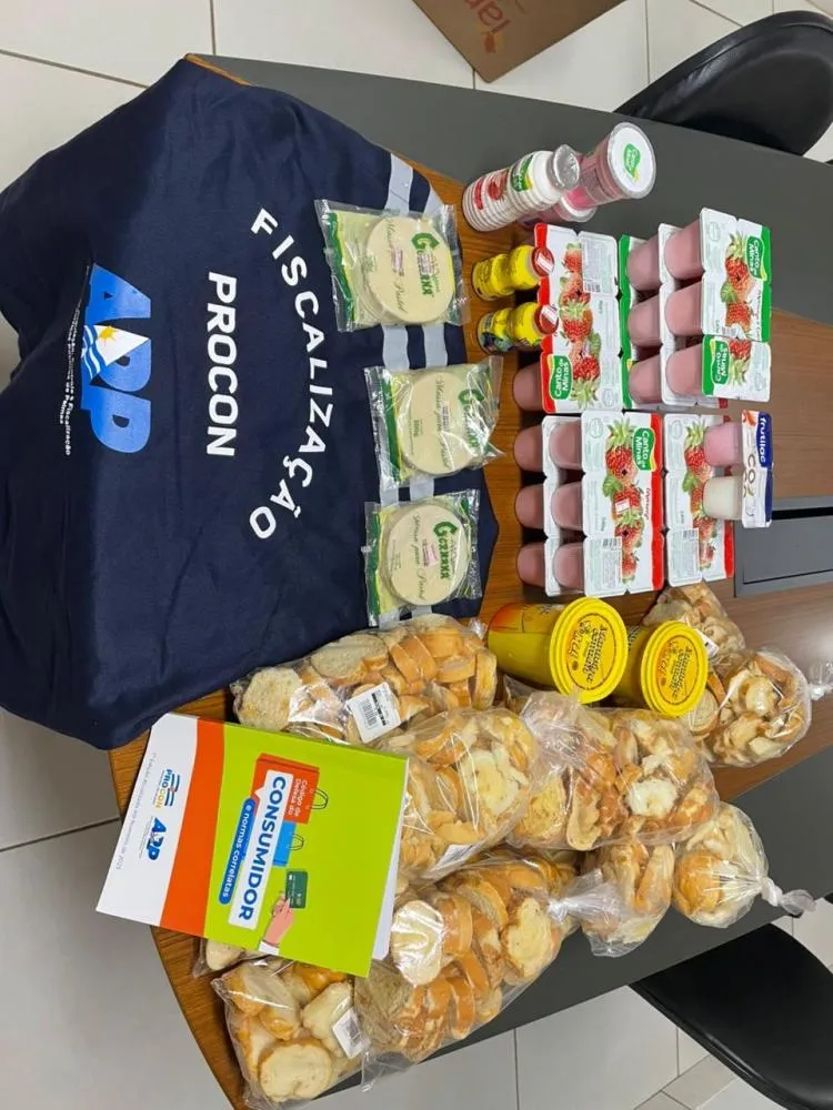 O Procon orienta o consumidor a sempre verificar o prazo de validade antes de adquirir qualquer produto.