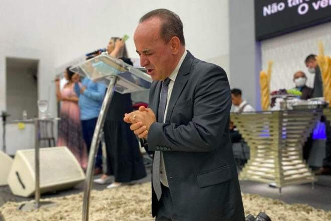 Fiel diz a pastor que pensa em suicídio, e ouve; “o que eu tenho a ver com isso?”