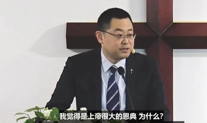 PASTOR CHINÊS PRESO: ‘Não ficaremos calados, fomos salvos para pregar o Evangelho’