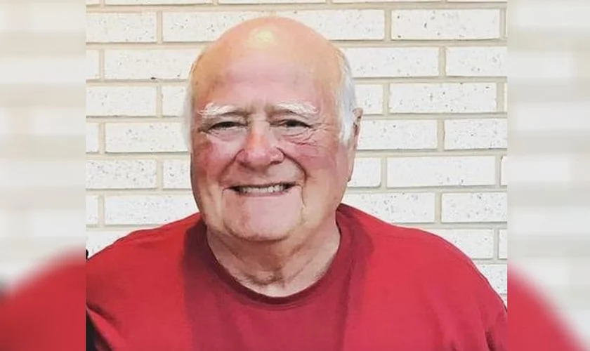 Fazendeiro idoso passou 10 anos dando dinheiro à farmácia para pagar remédios aos necessitados